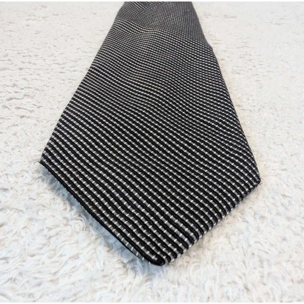 Vintage EUC Brooks Brothers Silk Striped blac Men's USA Blue Label Men's Necktie